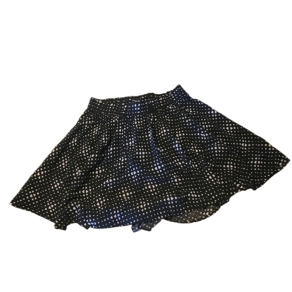 Torrid Black and White Skater Skirt - Picture 3 of 3